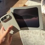 Новый iPhone Duo трескается у многих - причина в механизме складывания